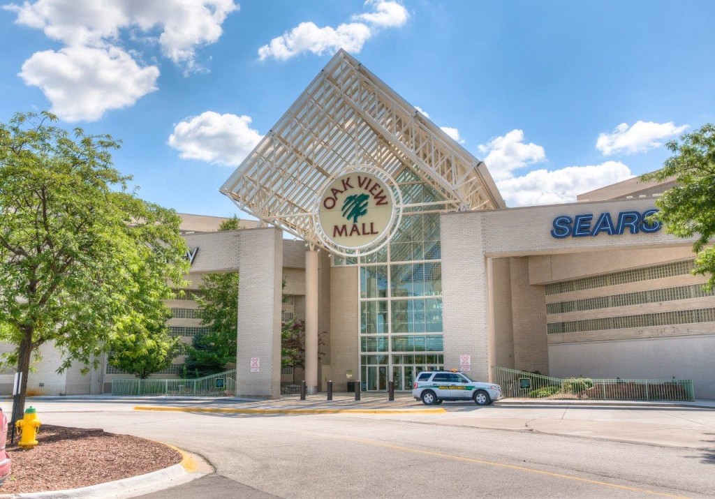 Photo of OakView Mall